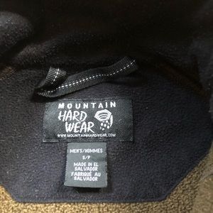 Mens, small, 1/4 sip, Mountain Hard Wear pull over